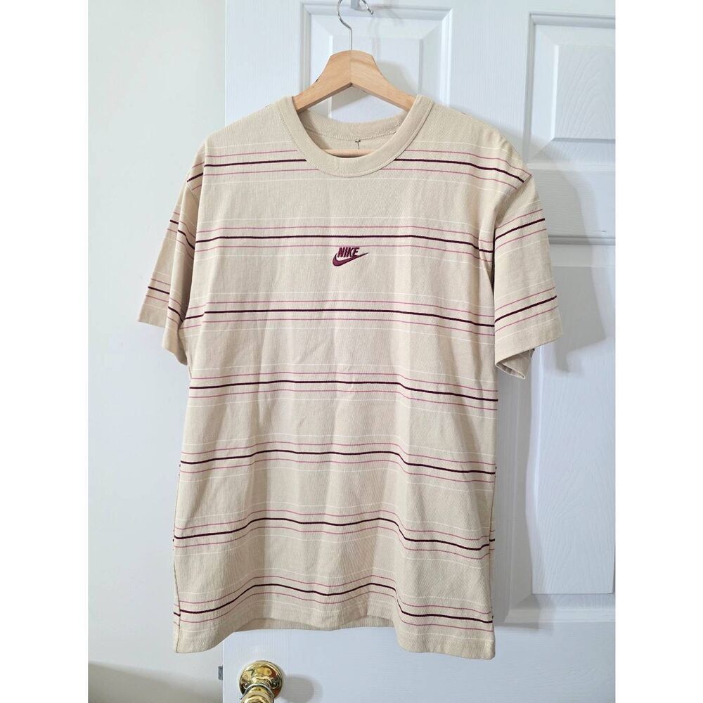 Nike Men's Sportswear Premium Essentials Striped T-Shirt S NWT - Picture 1 of 7